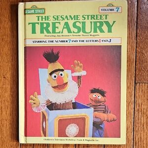 Vintage, 1983, Sesame Street Treasury Volume 7 Book